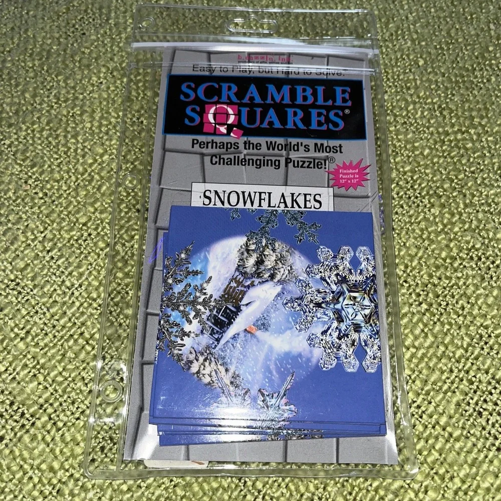 Scramble‎ Squares Snowflakes Puzzle